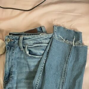 Hollister Light Blue Mom Ultra High Rise Mom Jeans Size 5R or 27
